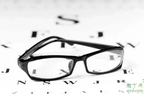 飞蚊症能不能治 如何减轻生理性飞蚊症