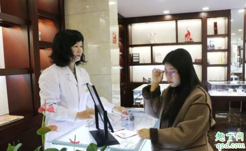 飞蚊症能不能治 如何减轻生理性飞蚊症