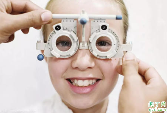 白内障手术后飞蚊症怎么办 飞蚊症和玻璃体混浊是一种病吗