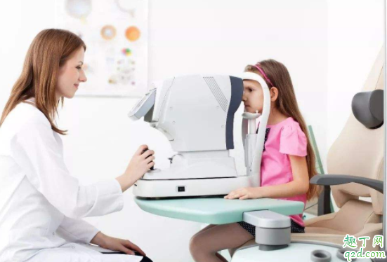 白内障手术后飞蚊症怎么办 飞蚊症和玻璃体混浊是一种病吗