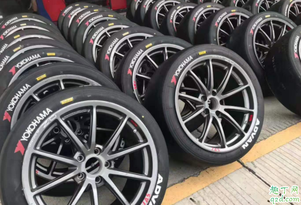 换条同型号的轮胎但花纹不一样会有影响吗 高速行驶车辆抖动要换胎吗