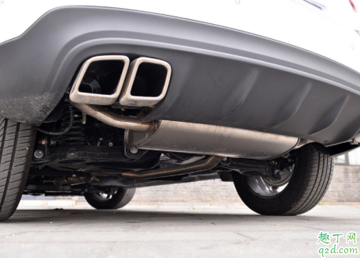 汽车排气筒塞钢丝球有影响吗 汽车排气管换新大概需要多少钱