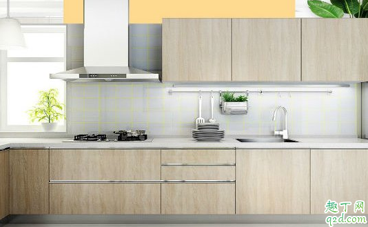 厨房台面不锈钢和石英石哪个好 厨房台面石英石和不锈钢优缺点对比