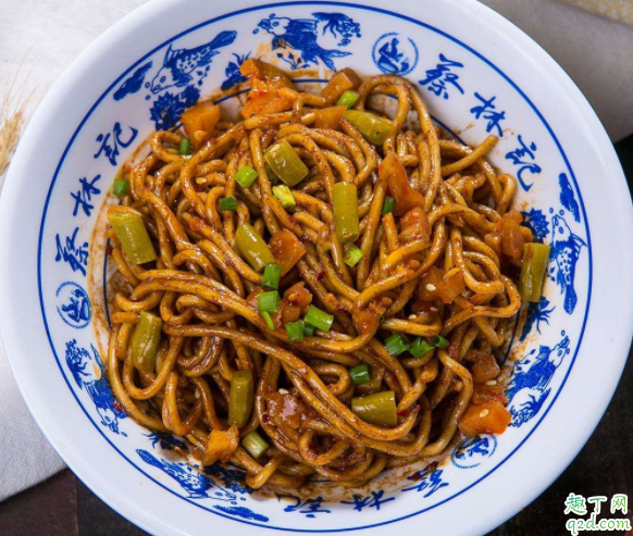 胃溃疡吃热干面行不行 胃溃疡是怎么导致的