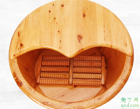 泡脚桶可以跟有脚气的共用吗 共用脚盆一次会传染脚气吗