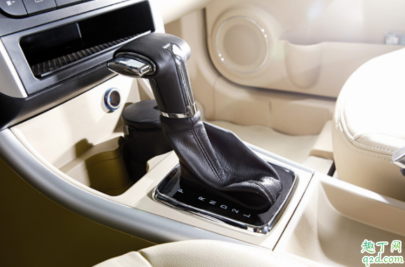 自动挡没电可以推发动吗 自动挡没电怎么启动有什么办法