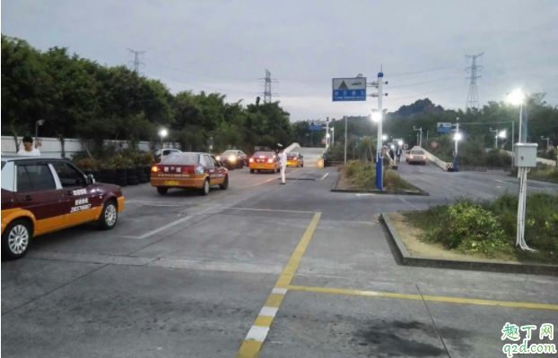 学车手动和自动哪个好 为什么学车手动挡的比较多