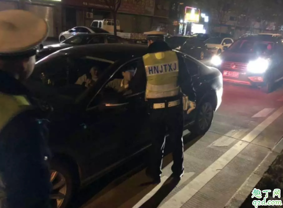 因为什么吊销驾照可以再考 长期驾照扣完分降级吗