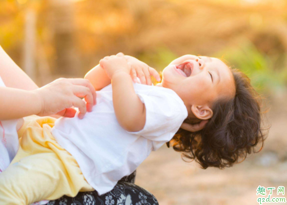 怎样给孩子合理断奶 怎么给孩子断夜奶