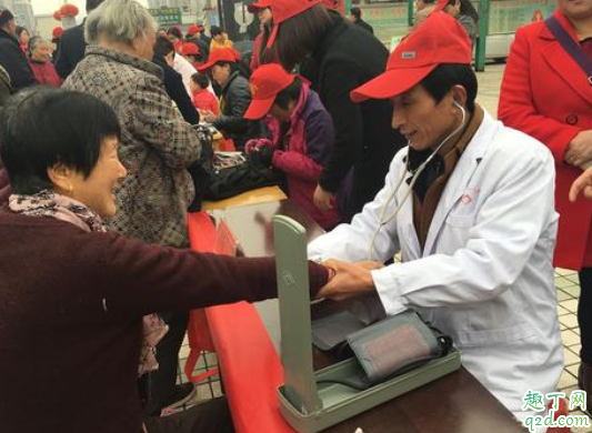 高血压清晨能跑步锻炼身体吗 高血压下午几点运动比较好