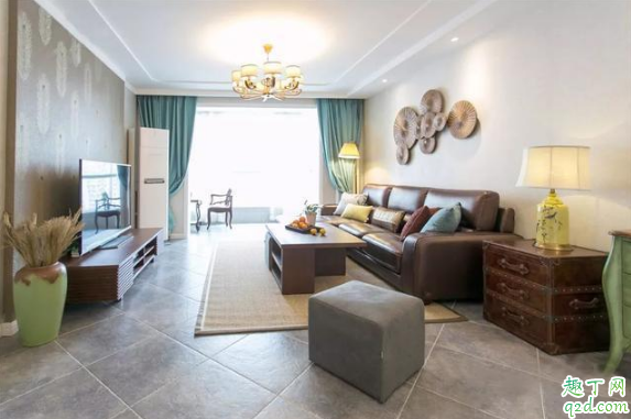 窗帘装客厅好看还是阳台好看 阳台和客厅不做推拉门窗帘装哪里好