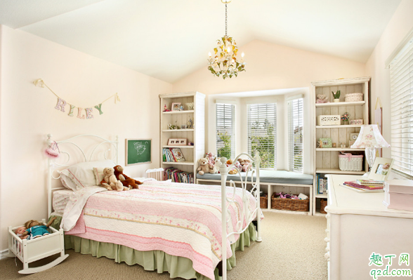 卧室的床和衣柜不是一个颜色可以吗 卧室床和衣柜用什么颜色好看