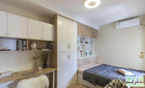 门墙面衣柜全部白色好看吗 卧室颜色搭配技巧有哪些