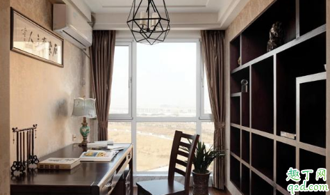 门墙面衣柜全部白色好看吗 卧室颜色搭配技巧有哪些