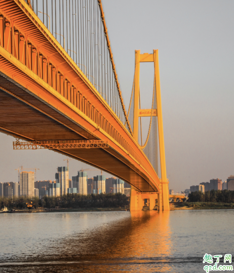 武汉杨泗港大桥在哪里 杨泗港大桥有公交车吗