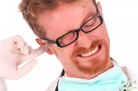 耳朵里总是很痒是怎么了 耳朵里老痒怎么办