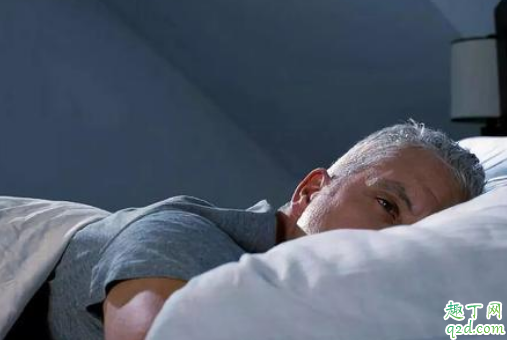 睡太多真会得痴呆吗 为啥睡太多有痴呆风险