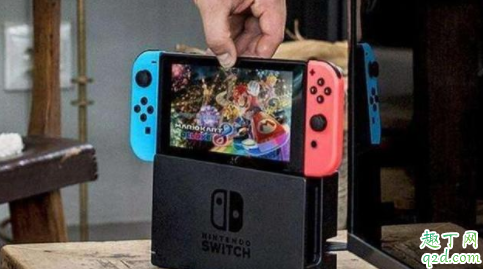 ps4和switch该买哪个 ps4和switch游戏卡通用么
