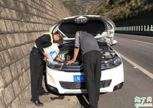 车行驶中刹车失灵怎么处理 刹车失灵能不能直接熄火