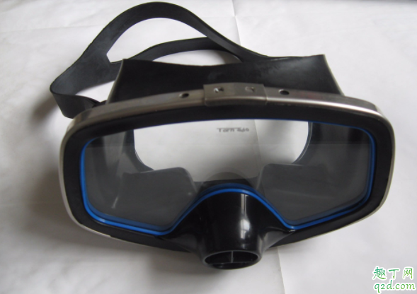 潜水镜为什么起雾 新潜水镜怎么做才不起雾