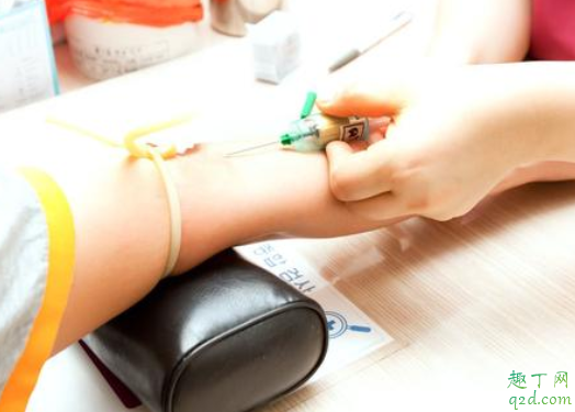 体检怎么让转氨酶降低 体检当天喝水转氨酶会升高吗