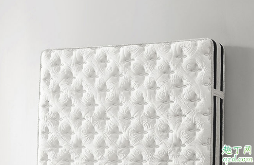 乳胶床垫70d适合哪个年纪睡 乳胶床垫70d85d是什么意思