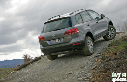 斜坡手刹怎么起步 半坡起步一定要拉手刹吗