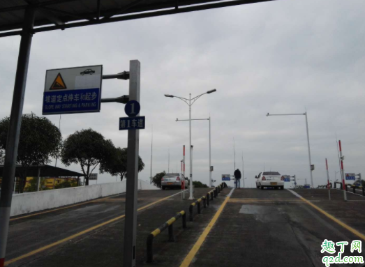 斜坡手刹怎么起步 半坡起步一定要拉手刹吗