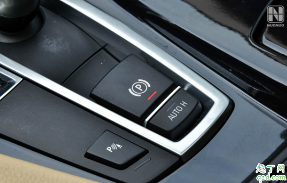 自动挡挂p挡拉手刹吗 有什么小窍门避免忘记放手刹