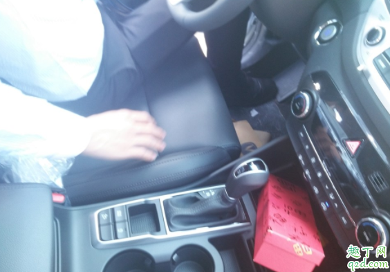 新司机上路紧张怎么办 新司机上路怎么判断车距