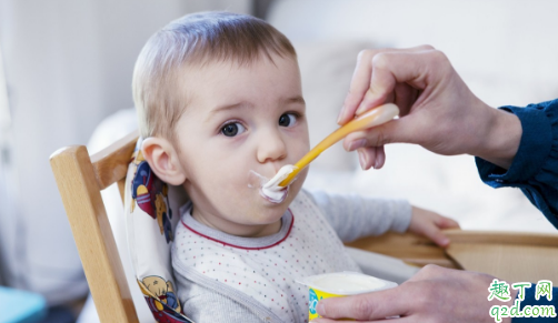 小宝宝抗拒米糊不吃咋办 怎么让宝宝接受米糊