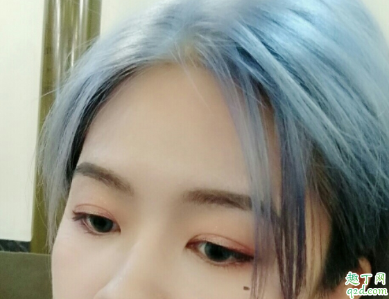 头发打蜡要染色吗 头发打蜡怎么打