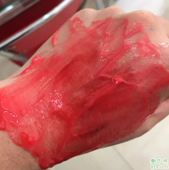 头发打蜡要染色吗 头发打蜡怎么打