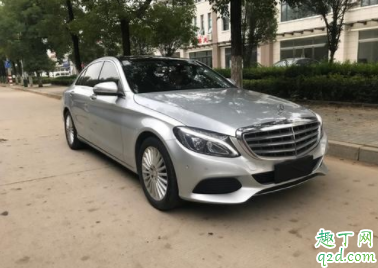 疫情长时间不开车用不用拉电子手刹 ?长时间不用车有异味怎么办