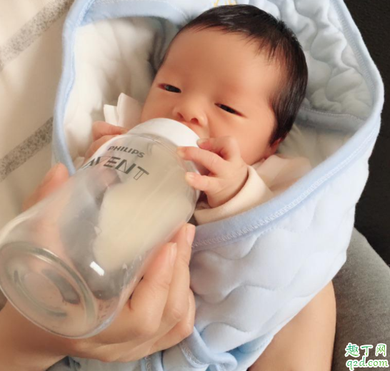 宝宝呛奶是不是会得中耳炎 怎么确定呛奶中耳炎