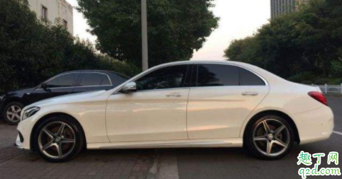 长时间不用车需要换机油吗 长时间不用车机油尺变黑怎么办