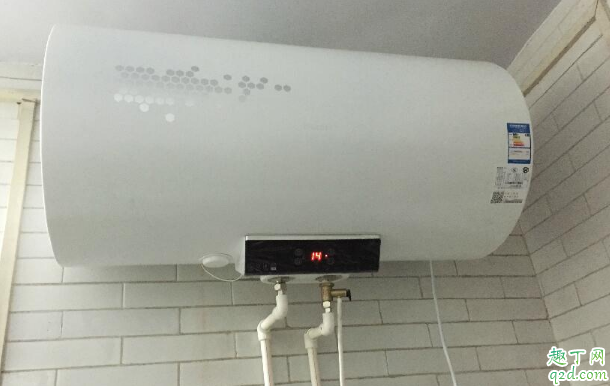 洗澡时拔热水器插头吗 热水器洗澡插头拔还是不拔