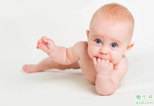2个月的婴儿胀气是怎么回事 2个月的婴儿胀气怎么缓解