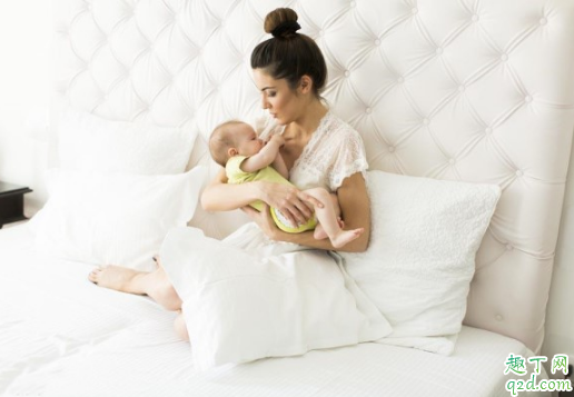 奶水太快宝宝呛奶怎么办 奶水太快怎么避免宝宝呛奶