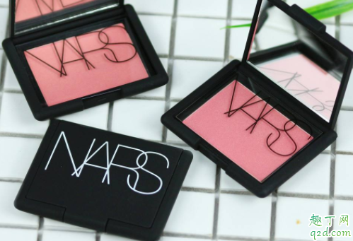 NARS2020春季腮红新色behave适合黄皮吗 NARS腮红behave试色