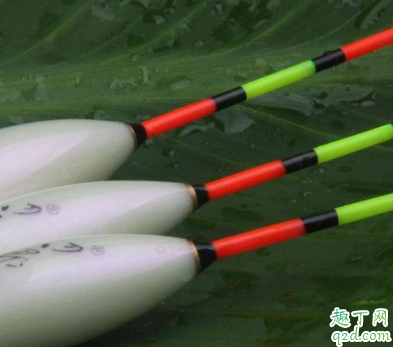 钓鱼竿是不是越硬越好 硬尾漂和软尾漂哪个最常用