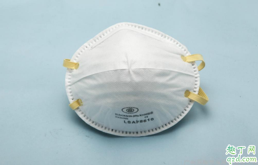 口罩有异味是什么原因 口罩有异味对身体有害吗