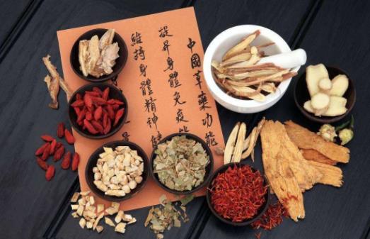 煎中药前为什么要用冷水浸泡中药材？中药浸泡多长时间最好