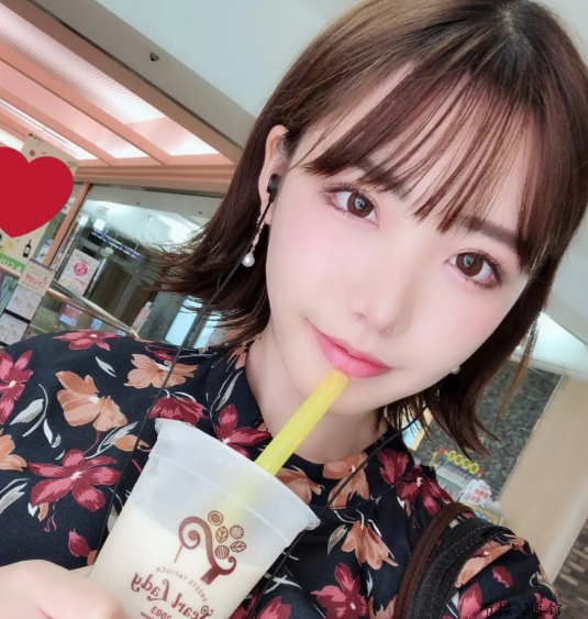 深田咏美是谁 深田咏美ppt图片