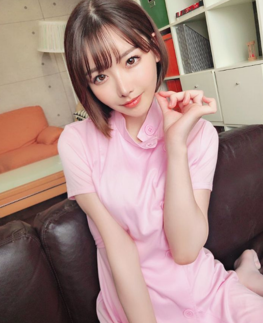 深田咏美是谁 深田咏美ppt图片