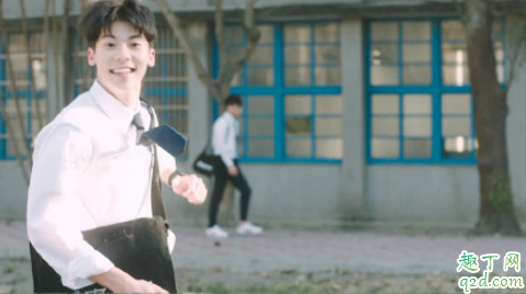 想见你白目是什么意思 台湾人说的白目是白痴的意思吗