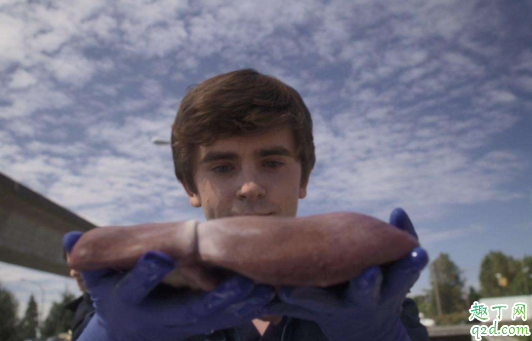 美剧良医第一季每一集开头都有的音乐是什么 美剧良医第一季每集都出现的音乐网易云