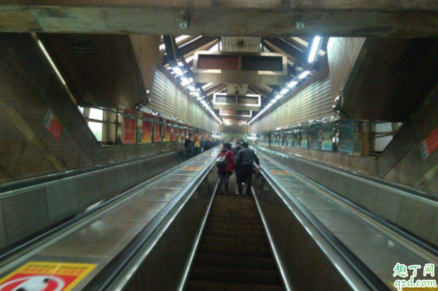 重庆最深的地铁站在那里 重庆最深的地铁站几号出口