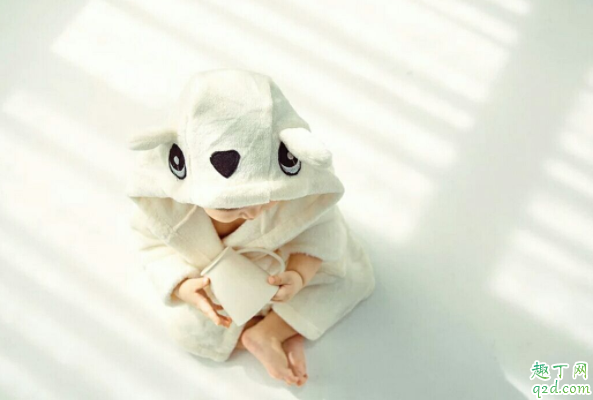 剖腹产是等宝宝发动再剖还是提前剖 提前剖腹产需要宫缩吗