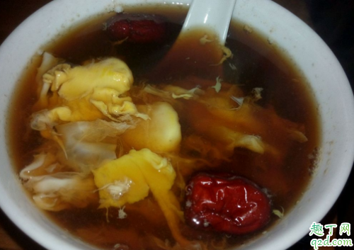 产后恶露排多久是正常的 产后第一周吃什么可以排恶露